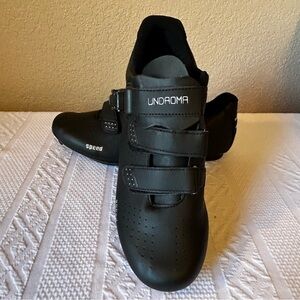 Undaoma Men’s Cycling Shoes Black Size 44‎